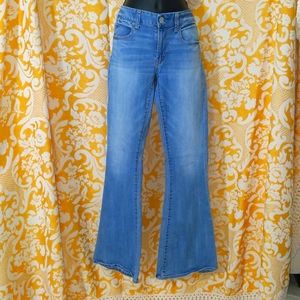 American Eagle Boho Flare Jeans Size 6 NWOT